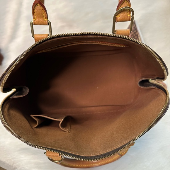 Louis Vuitton Monogram Satchel - Picture 3 of 17